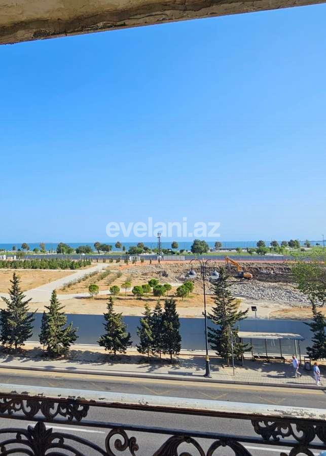 Satılır, köhnə tikili, 3 otaqlı, 68 m², Bakı, Qaradağ r.