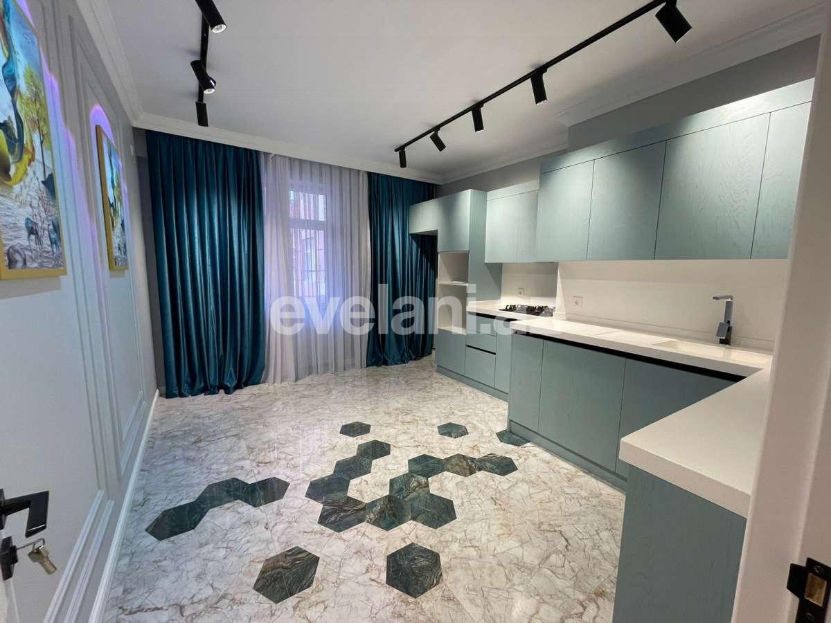Satılır, yeni tikili, 4 otaqlı, 142 m², Bakı, Yasamal r, Yeni Yasamal q, İnşaatçılar m.