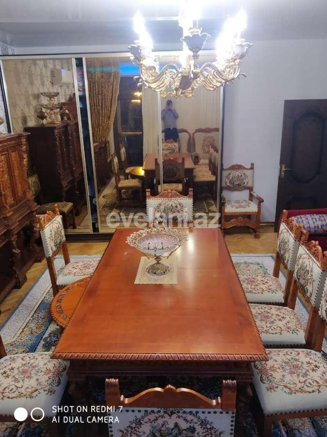Satılır, köhnə tikili, 2 otaqlı, 90 m², Bakı, Səbail r, Sahil m.