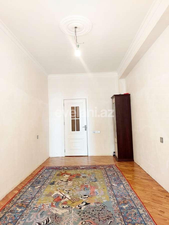 Satılır, yeni tikili, 3 otaqlı, 145 m², Bakı, Binəqədi r, 8-ci mikrorayon q, Azadlıq prospekti m.