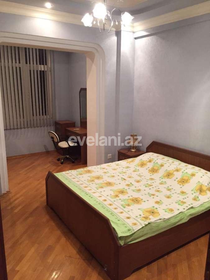 Rent, old building, 3 room, 110 m², Baku, Sabail r, Sahil m.