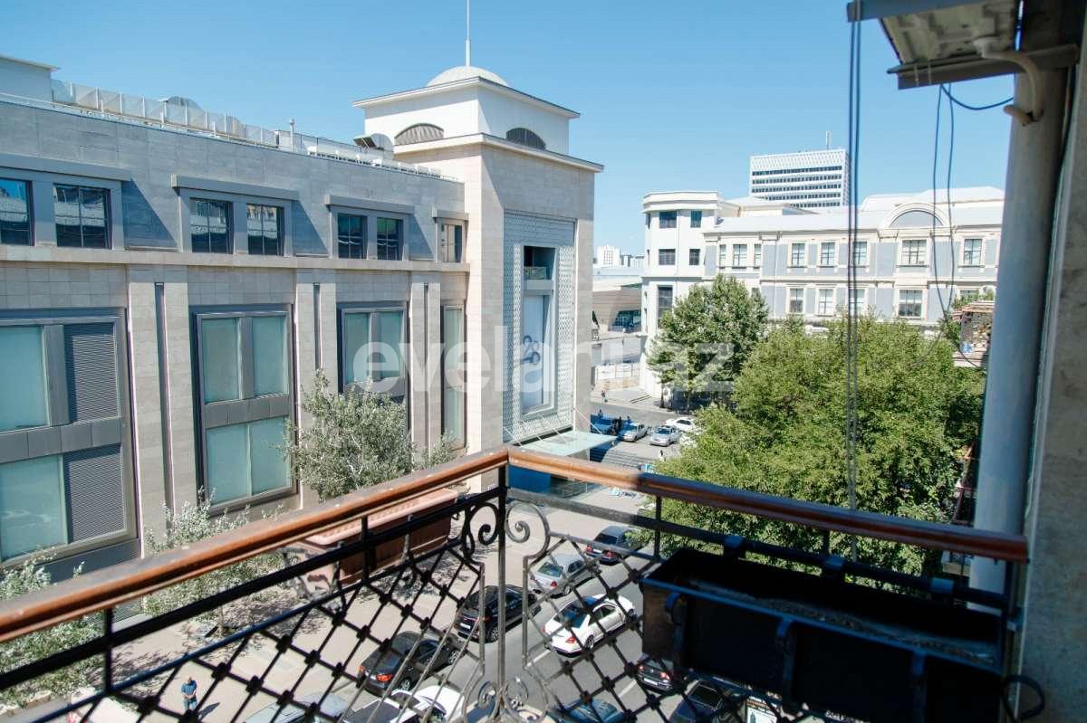 Satılır, obyekt, 150 m², Bakı, Nəsimi r.