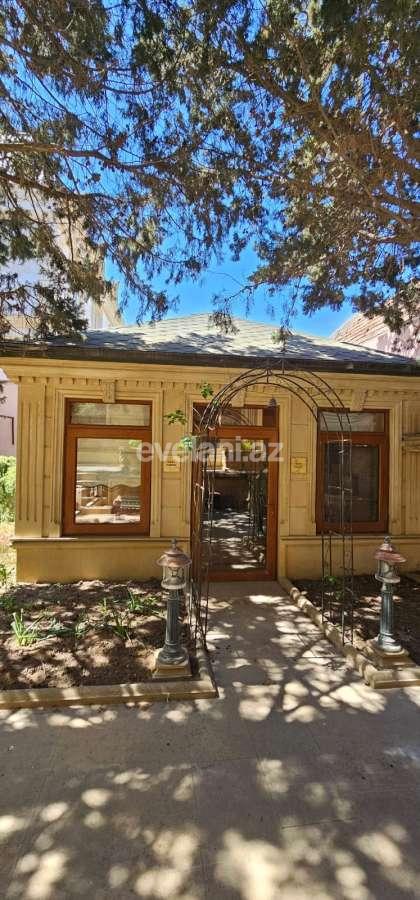 Satılır, villa, 7 otaqlı, 590 m², Bakı, Səbail r, Badamdar q.