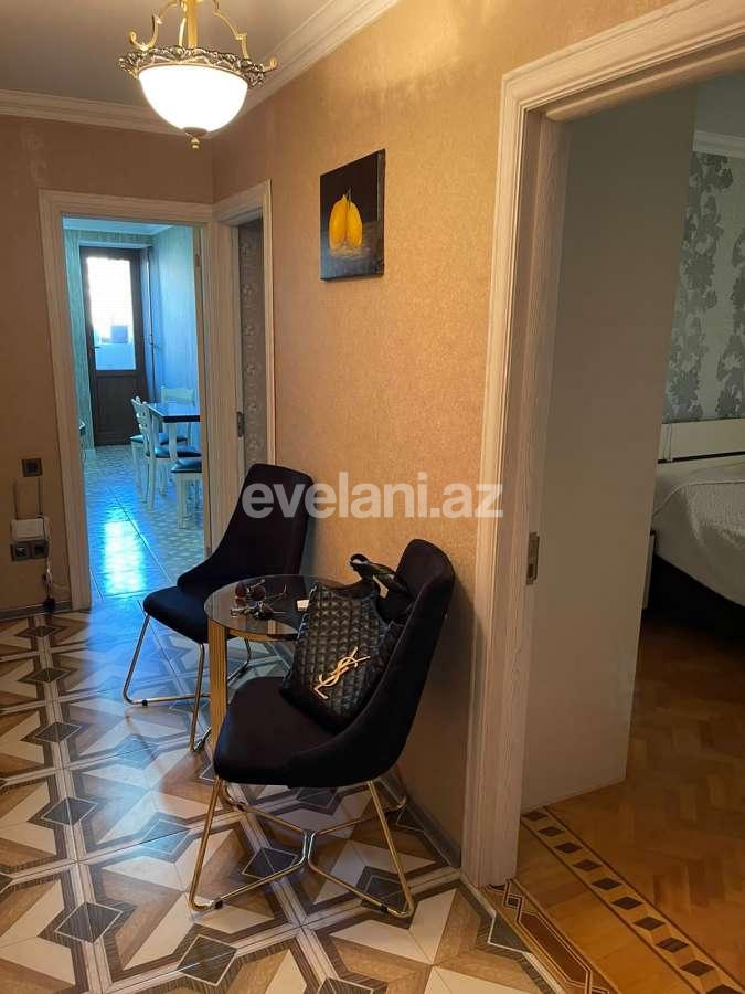 Продаётся, вторичка, 3-комнаты, 80 m², Баку, Насиминский r, 3-й микрорайон p, Мемар Аджеми m.