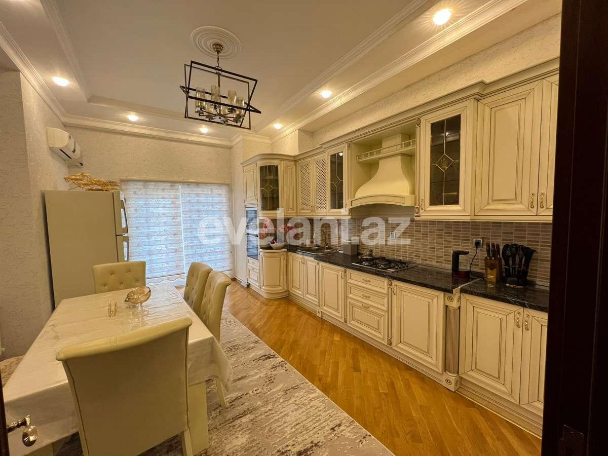 Satılır, yeni tikili, 4 otaqlı, 204 m², Bakı, Nəsimi r, 28 may m.