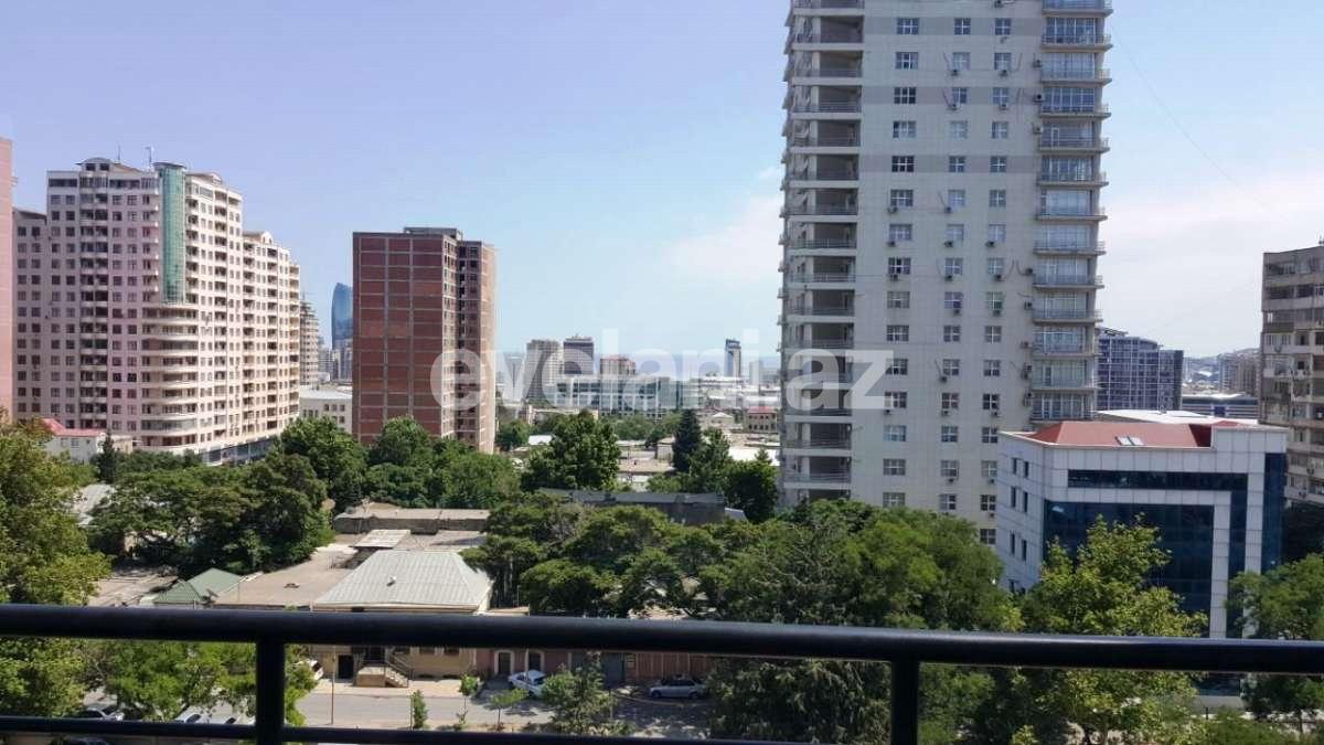 Rent, new building, 4 room, 171 m², Baku, Nasimi r, 28 may m.