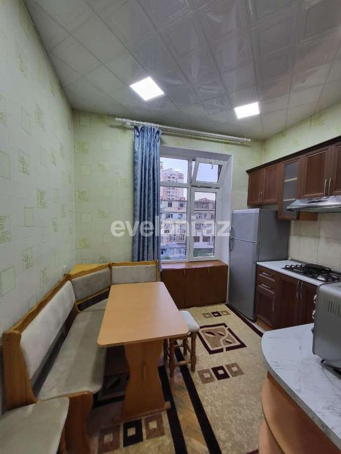 Сдаётся, вторичка, 2-комнаты, 66 m², Баку, Хатаинский r, Шах Исмаил Хатаи m.