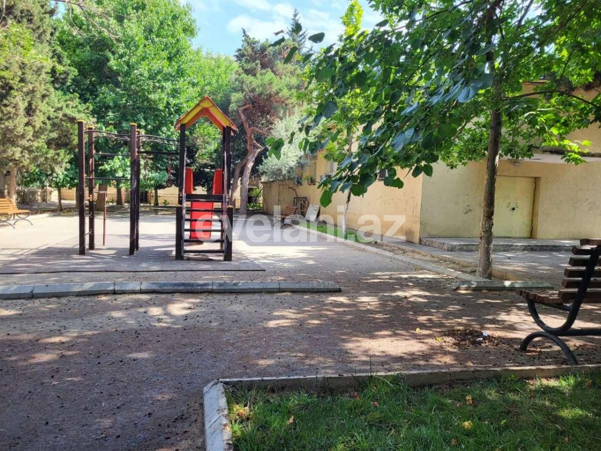 Сдаётся, вторичка, 2-комнаты, 66 m², Баку, Хатаинский r, Шах Исмаил Хатаи m.