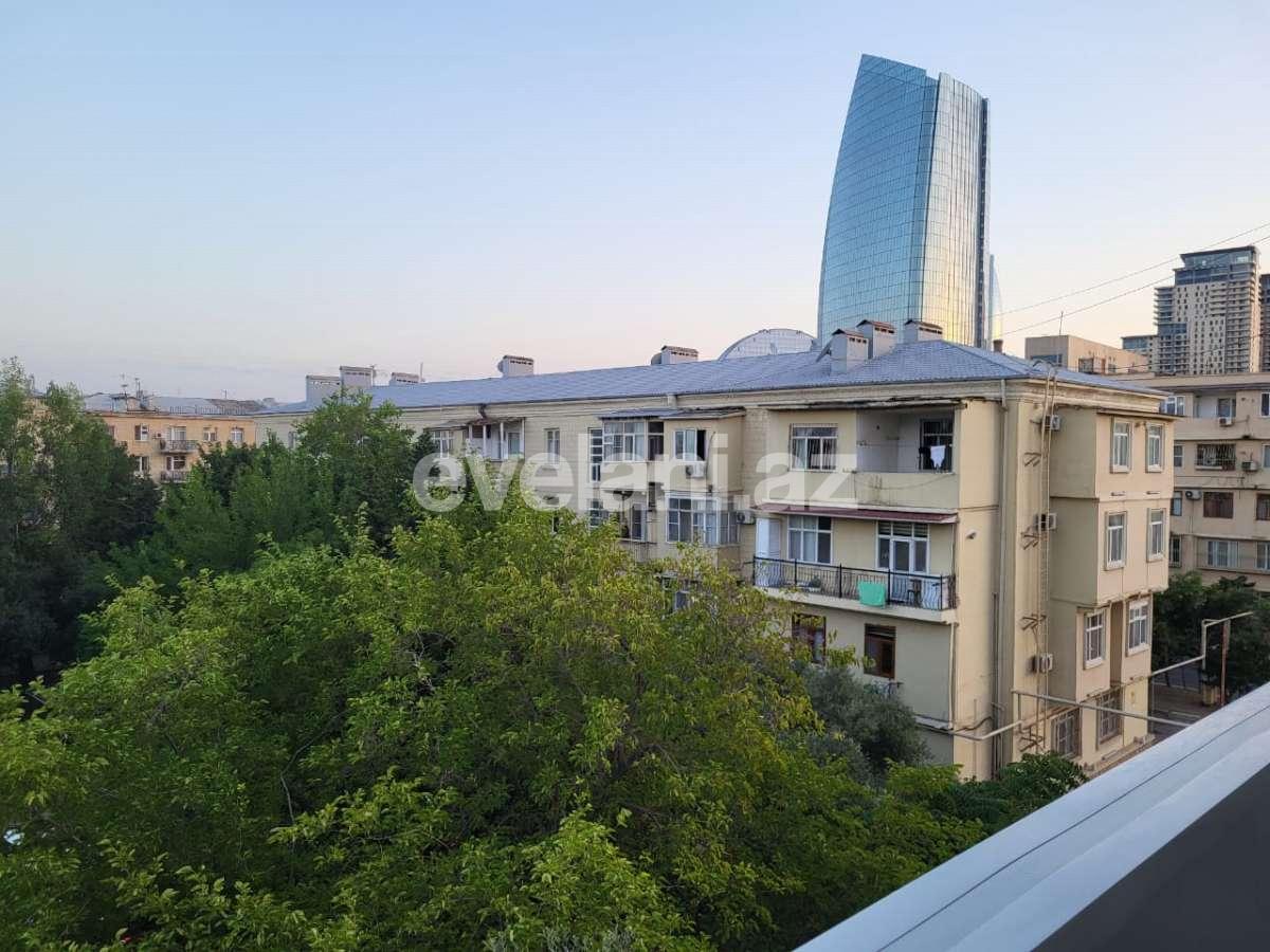 Сдаётся, вторичка, 2-комнаты, 66 m², Баку, Хатаинский r, Шах Исмаил Хатаи m.