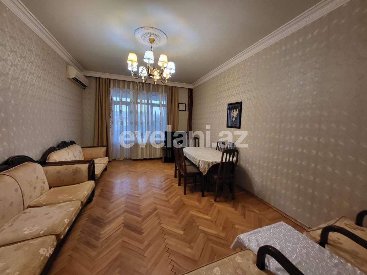 Сдаётся, вторичка, 2-комнаты, 66 m², Баку, Хатаинский r, Шах Исмаил Хатаи m.