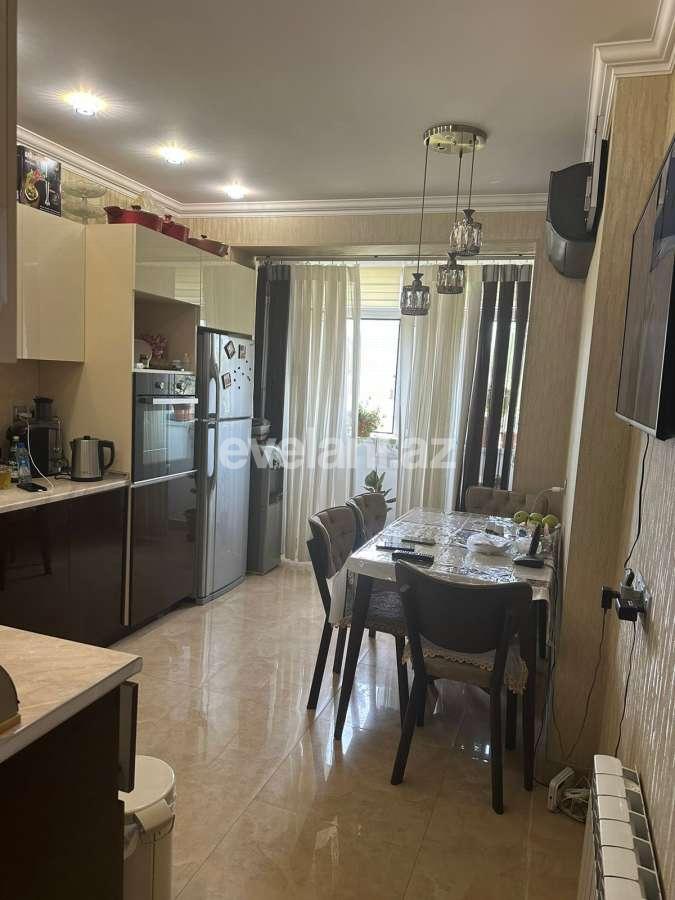 Satılır, köhnə tikili, 2 otaqlı, 65 m², Bakı, Xətai r, Əhmədli q, Əhmədli m.