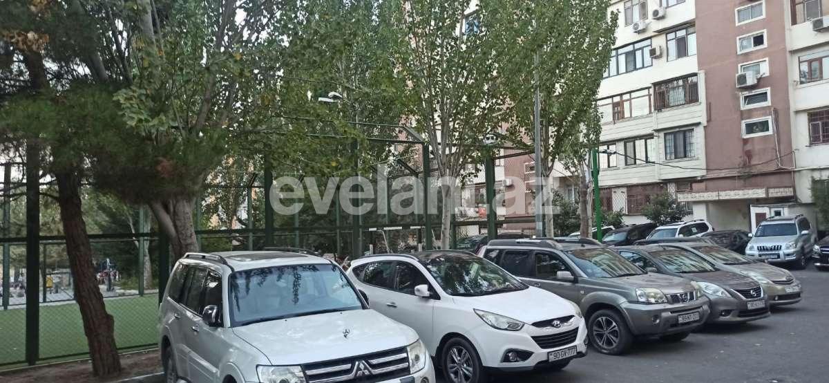 Kirayə verilir, köhnə tikili, 4 otaqlı, 126 m², Bakı, Nəsimi r, 2-ci mikrorayon q, Memar Əcəmi m.