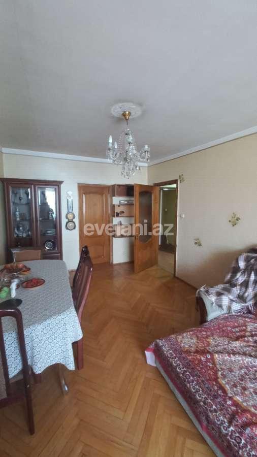 Satılır, köhnə tikili, 3 otaqlı, 70 m², Bakı, Binəqədi r, Azadlıq prospekti m.