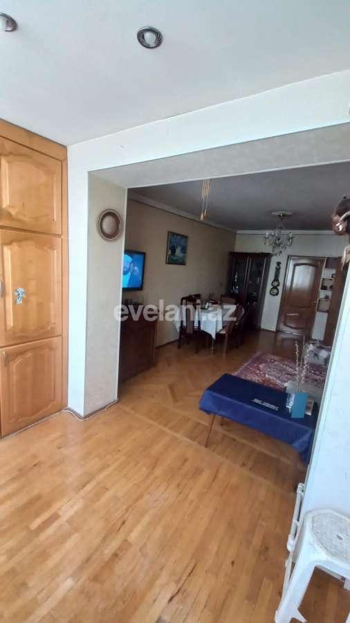 Satılır, köhnə tikili, 3 otaqlı, 70 m², Bakı, Binəqədi r, Azadlıq prospekti m.