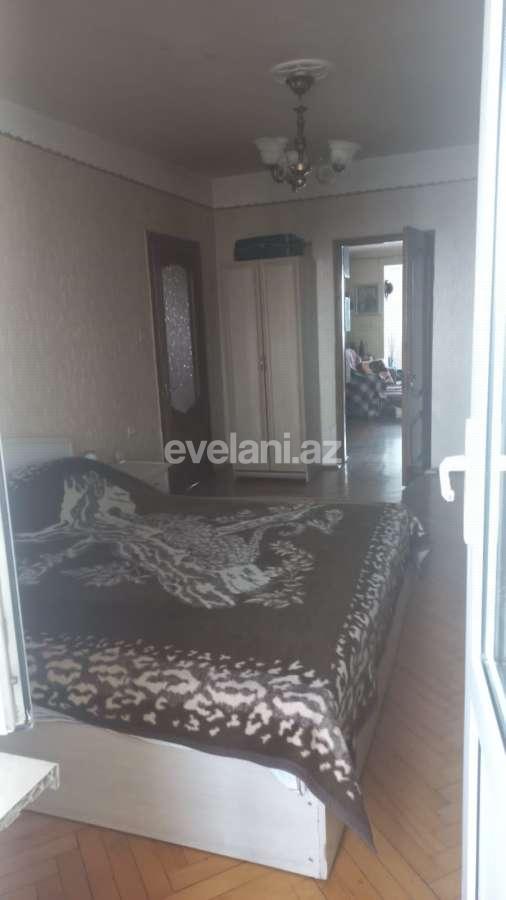 Satılır, köhnə tikili, 3 otaqlı, 70 m², Bakı, Binəqədi r, Azadlıq prospekti m.