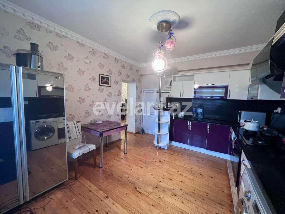 Satılır, həyət evi / bağ, 6 otaqlı, 190 m², Bakı, Yasamal r, Yeni Yasamal q, İnşaatçılar m.