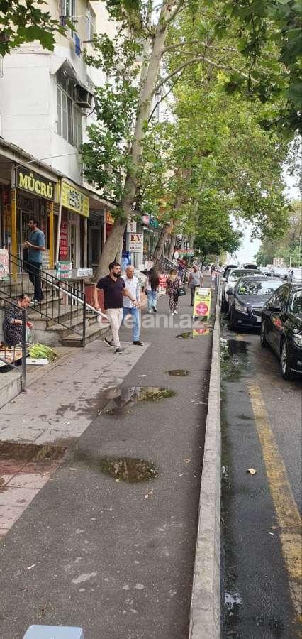 Satılır, obyekt, 25 m², Bakı, Nəsimi r, 4-cü mikrorayon q, Memar Əcəmi m.