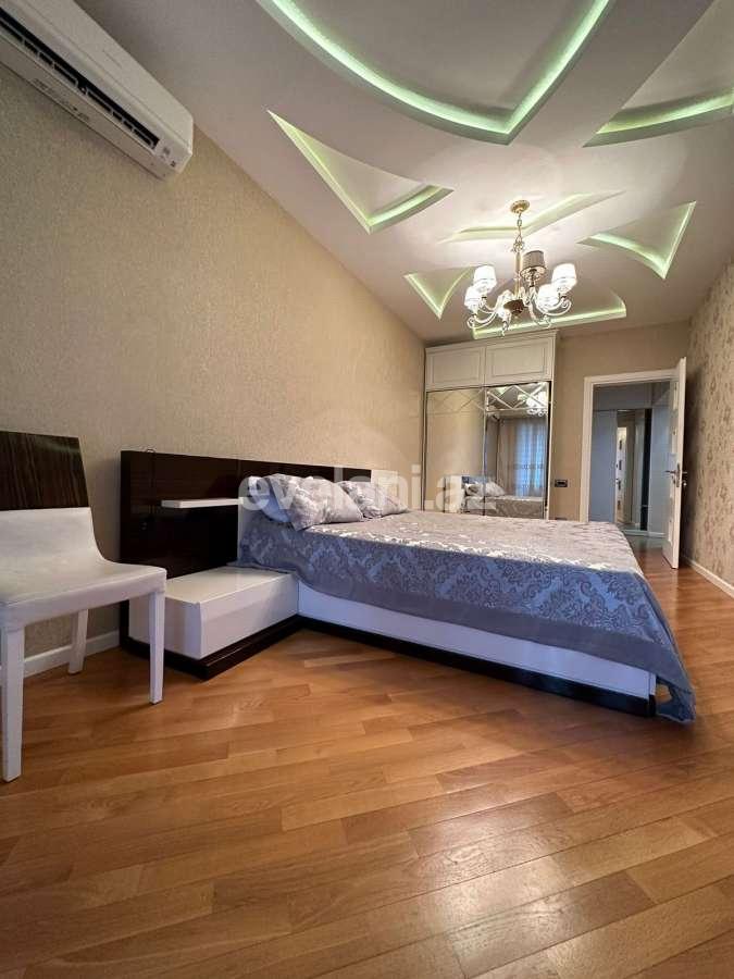 Kirayə verilir, yeni tikili, 3 otaqlı, 107 m², Bakı, Xətai r, Şah İsmayıl Xətai m.
