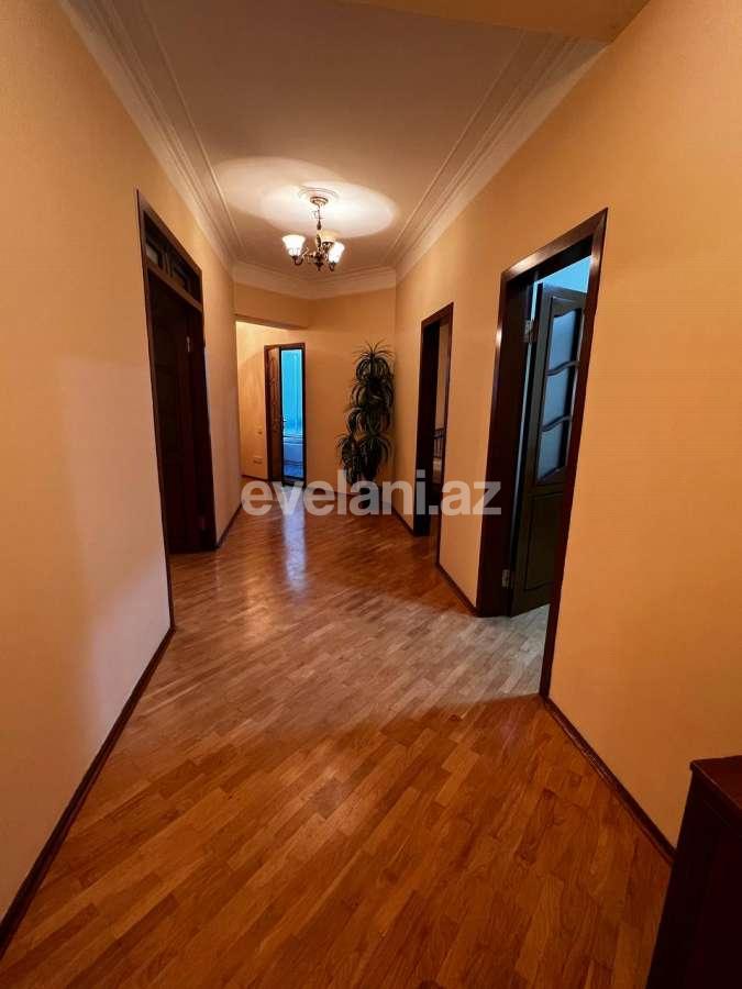 Rent, old building, 3 room, 111 m², Baku, Yasamal r, Nizami m.