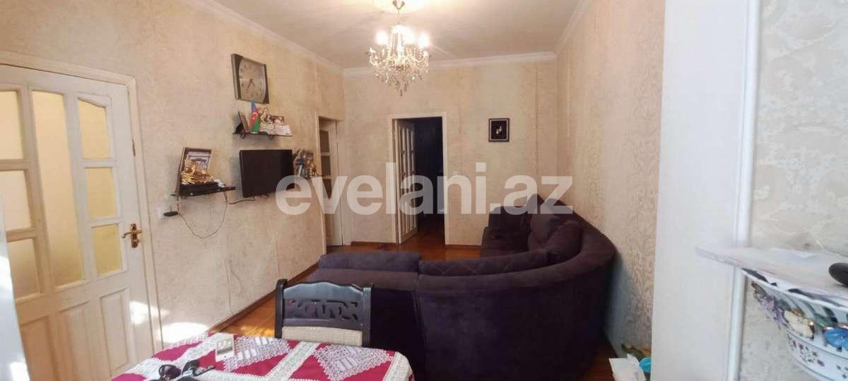 Satılır, köhnə tikili, 2 otaqlı, 44 m², Bakı, Nəsimi r, Memar Əcəmi m.