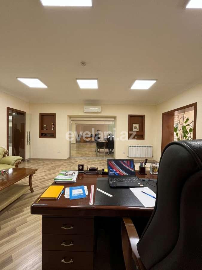 Kirayə verilir, ofis, 8 otaqlı, 400 m², Bakı, Yasamal r, Elmlər Akademiyası m.