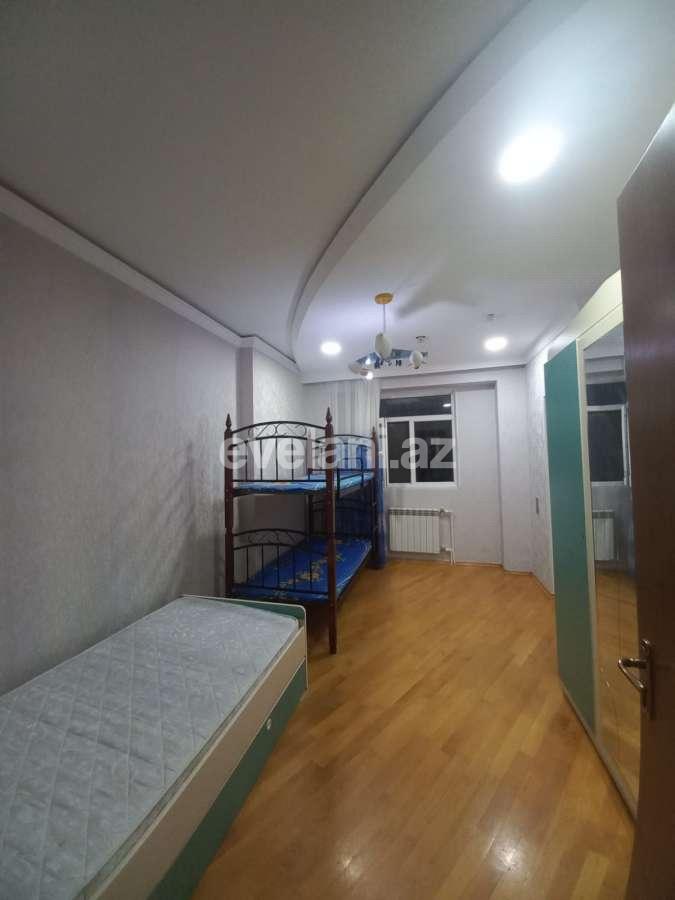 Сдаётся, вторичка, 3-комнаты, 64.99 m², Баку, Хатаинский r, Ази Асланов m.