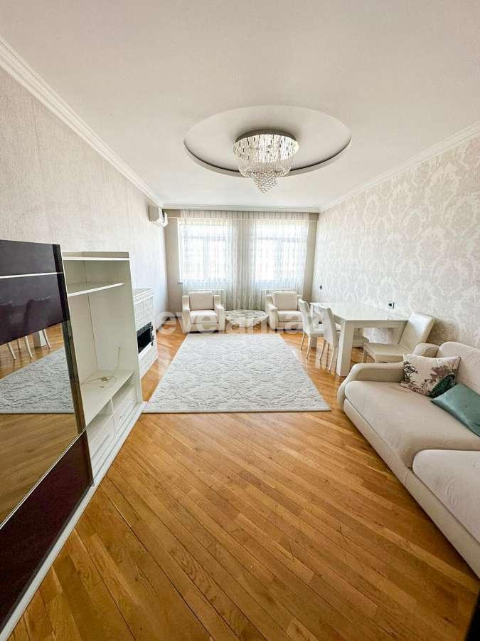 Satılır, yeni tikili, 2 otaqlı, 101.7 m², Bakı, Nizami r, Qara Qarayev m.
