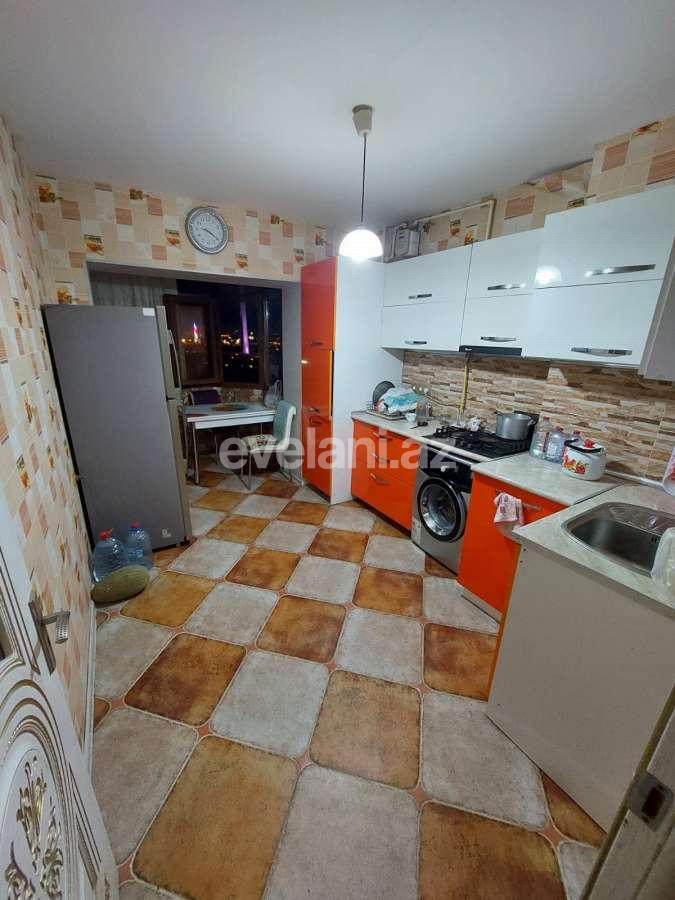 Сдаётся, вторичка, 3-комнаты, 70 m², Баку, Низаминский r, Кара Караев m.