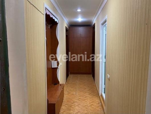 Kirayə verilir, köhnə tikili, 3 otaqlı, 65 m², Bakı, Binəqədi r, 8-ci mikrorayon q, Azadlıq prospekti m.