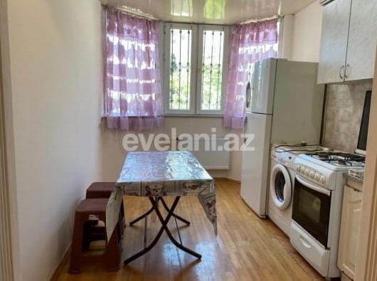 Kirayə verilir, köhnə tikili, 3 otaqlı, 65 m², Bakı, Binəqədi r, 8-ci mikrorayon q, Azadlıq prospekti m.