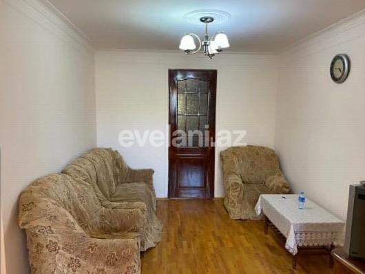 Kirayə verilir, köhnə tikili, 3 otaqlı, 65 m², Bakı, Binəqədi r, 8-ci mikrorayon q, Azadlıq prospekti m.