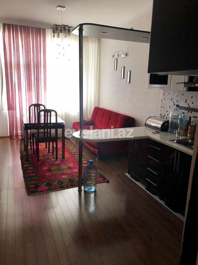Kirayə verilir, yeni tikili, 2 otaqlı, 70 m², Bakı, Yasamal r, İnşaatçılar m.