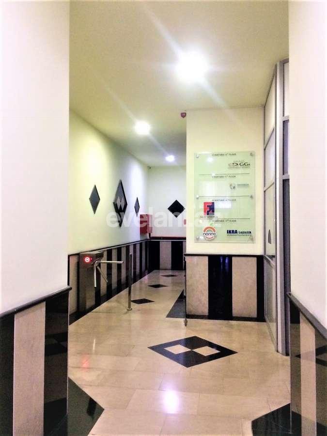 Сдаётся, офис, 10-комнаты, 300 m², Баку, Наримановский r, Гянджлик m.