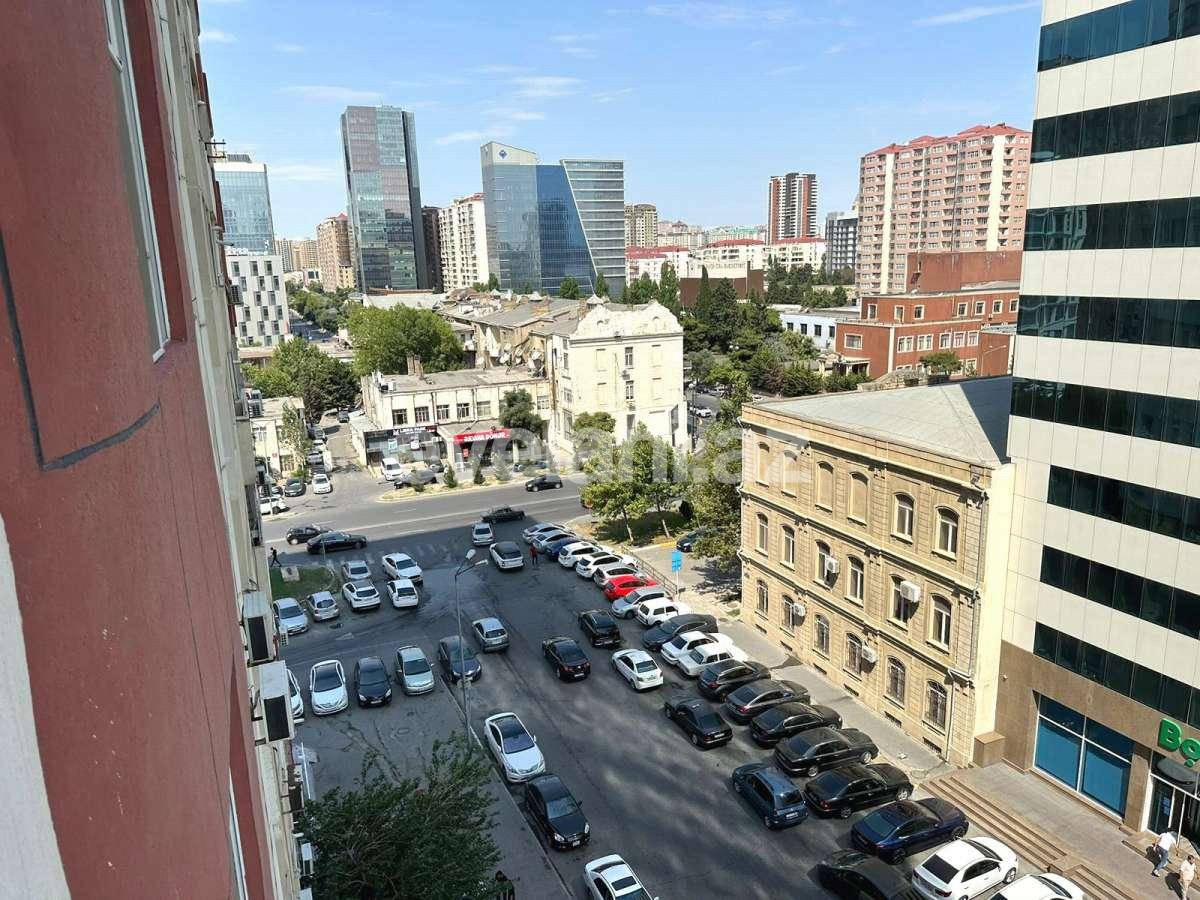 Kirayə verilir, yeni tikili, 2 otaqlı, 80 m², Bakı, Xətai r, Şah İsmayıl Xətai m.