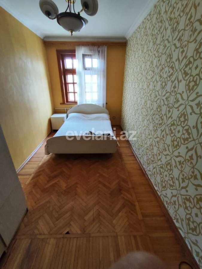 Satılır, köhnə tikili, 2 otaqlı, 45 m², Bakı, Nəsimi r, Memar Əcəmi m.