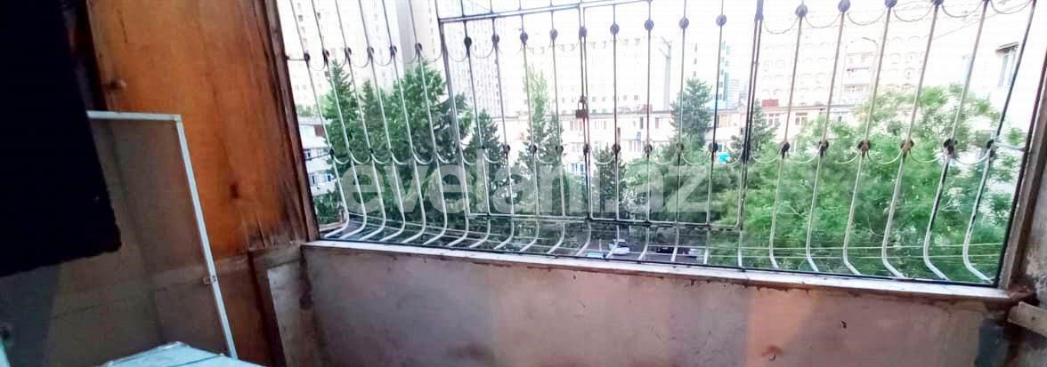 Продаётся, вторичка, 3-комнаты, 75 m², Баку, Ясамальский r, Иншаатчылар m.