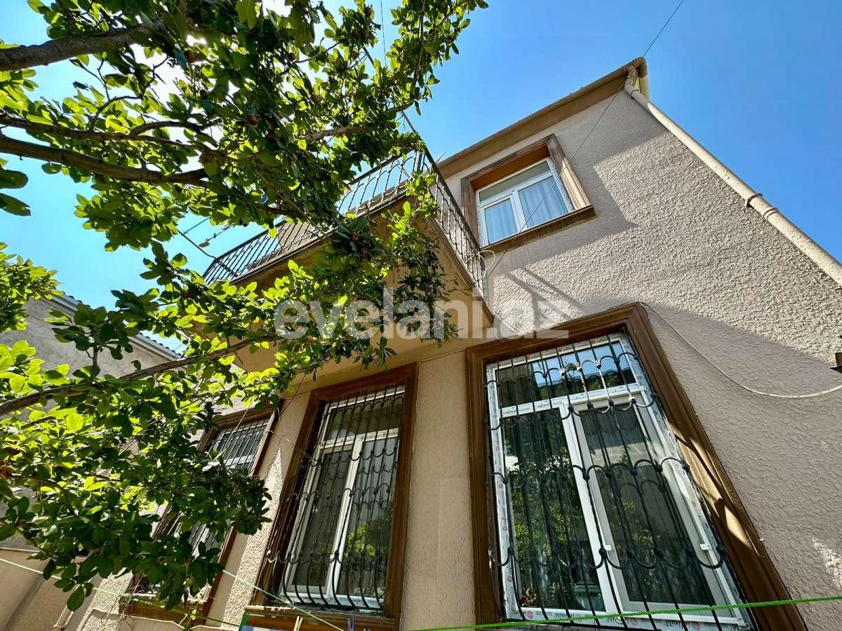 Satılır, villa, 5 otaqlı, 200 m², Bakı, Səbail r, Badamdar q.