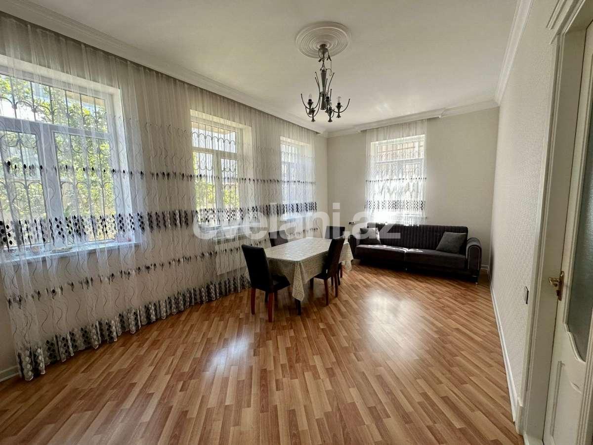 Satılır, villa, 5 otaqlı, 200 m², Bakı, Səbail r, Badamdar q.