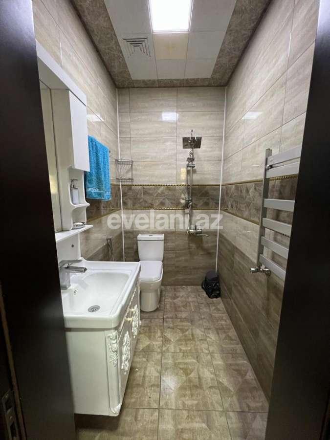 Kirayə verilir, ofis, 10 otaqlı, 1300 m², Bakı, Binəqədi r, 9-cu mikrorayon q, Memar Əcəmi m.