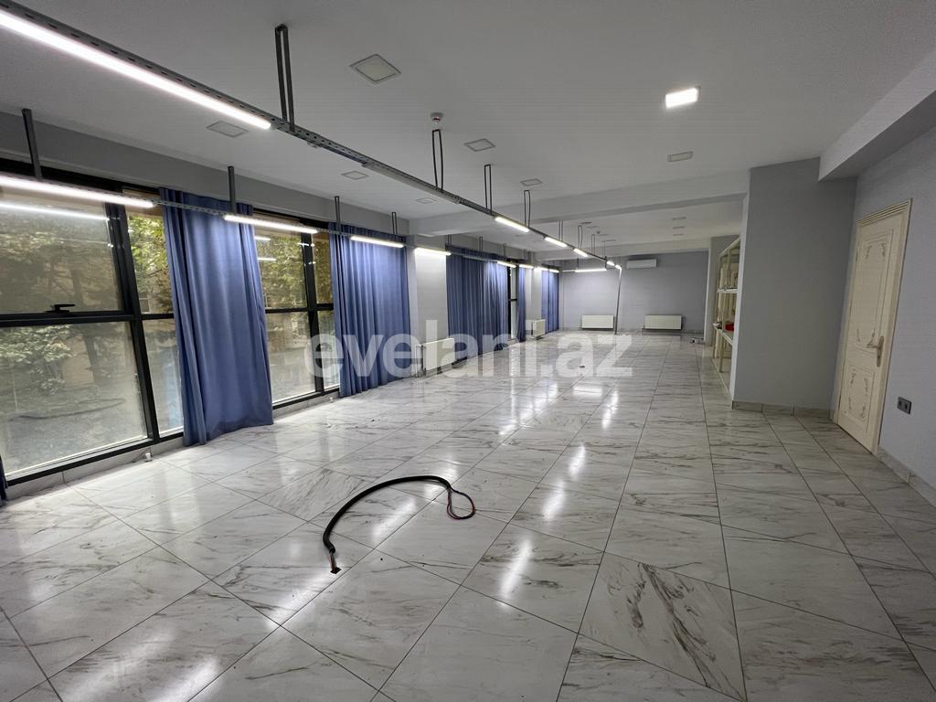 Kirayə verilir, ofis, 10 otaqlı, 1300 m², Bakı, Binəqədi r, 9-cu mikrorayon q, Memar Əcəmi m.