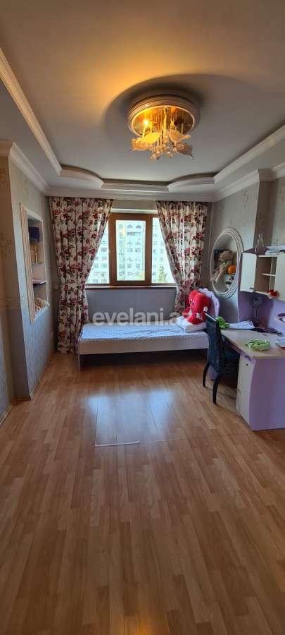 Satılır, köhnə tikili, 3 otaqlı, 75 m², Bakı, Xətai r, Xalqlar Dostluğu m.