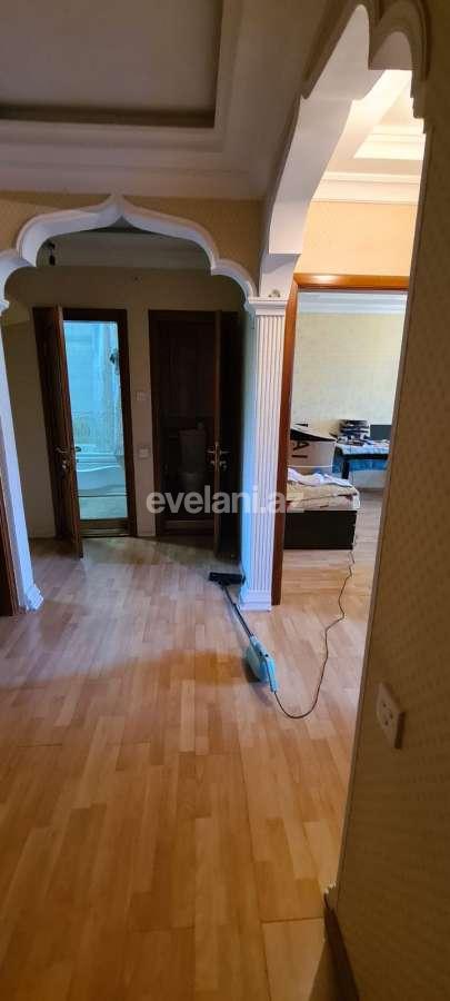 Satılır, köhnə tikili, 3 otaqlı, 75 m², Bakı, Xətai r, Xalqlar Dostluğu m.