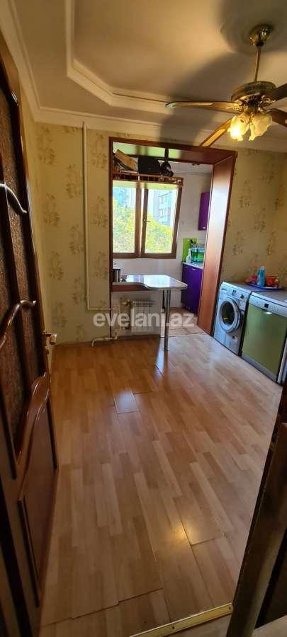 Satılır, köhnə tikili, 3 otaqlı, 75 m², Bakı, Xətai r, Xalqlar Dostluğu m.