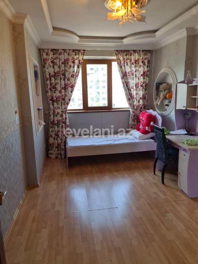 Satılır, köhnə tikili, 3 otaqlı, 75 m², Bakı, Xətai r, Xalqlar Dostluğu m.