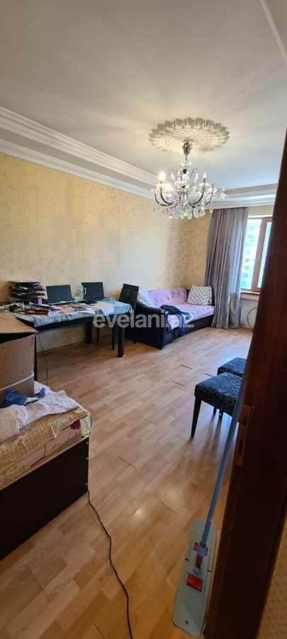 Satılır, köhnə tikili, 3 otaqlı, 75 m², Bakı, Xətai r, Xalqlar Dostluğu m.