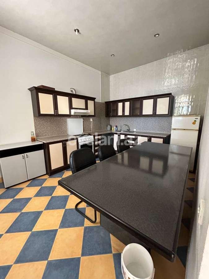 Kirayə verilir, villa, 6 otaqlı, 1050 m², Bakı, Səbail r, Badamdar q.