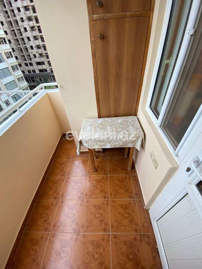 Satılır, köhnə tikili, 2 otaqlı, 60 m², Bakı, Nərimanov r, Gənclik m.