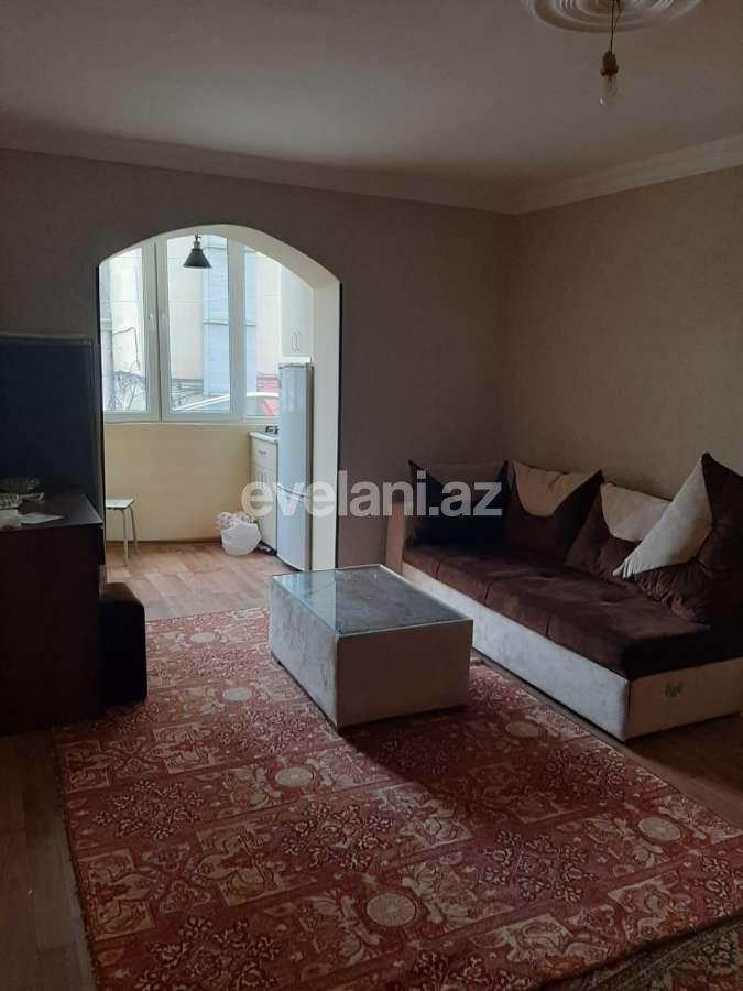 Satılır, köhnə tikili, 2 otaqlı, 35 m², Bakı, Yasamal r, Elmlər Akademiyası m.