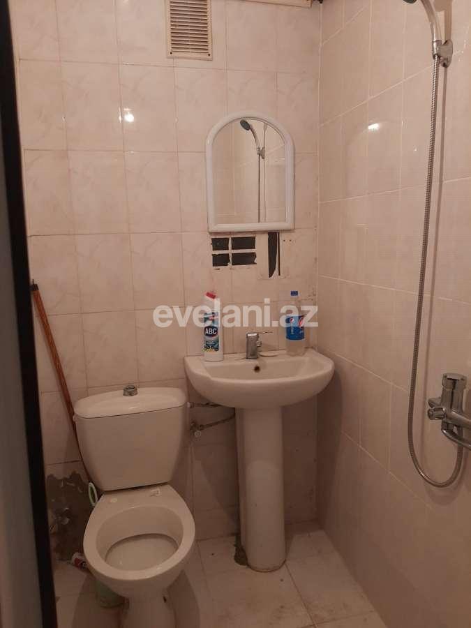 Satılır, köhnə tikili, 2 otaqlı, 35 m², Bakı, Yasamal r, Elmlər Akademiyası m.