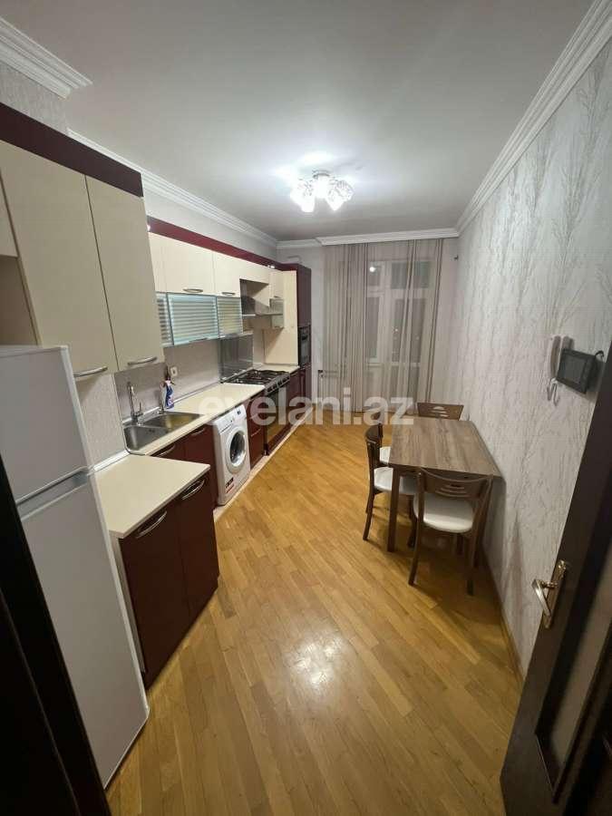 Kirayə verilir, yeni tikili, 2 otaqlı, 80 m², Bakı, Nəsimi r, 28 may m.